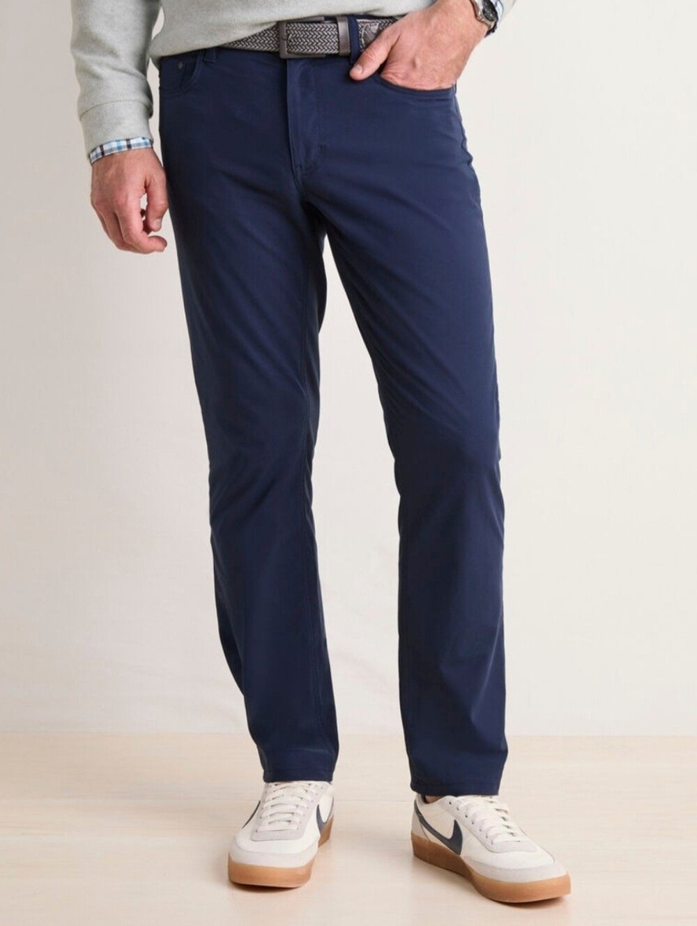 Vineyard Vines On-The-Go 5-Pocket Blue Blazer Pants, Size 31x32, NWT